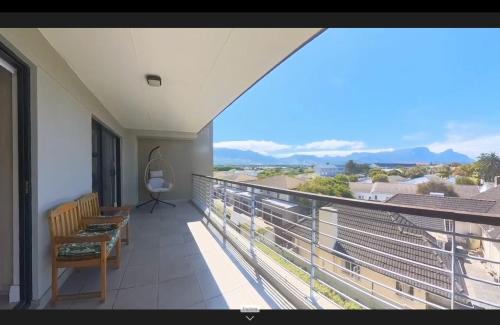 Tokai Apartment | One double bed en-suite
