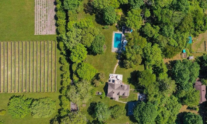 East Hampton House | One Minute to Main St. East Hampton/Private Backyard Oasis