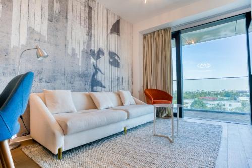 Sector 1 Apartment | One Mircea Eliade Apartments with City & Park Views