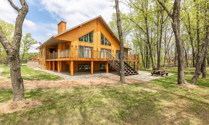 Big Bay House | ONE OF A KIND FAMILY BEACH FRONT HOME ON LAKE PETENWELL - PET FRIENDLY