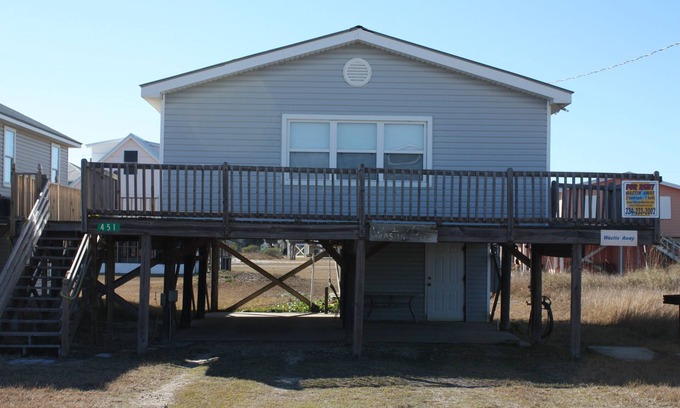 Fort Morgan House | One of the best values in Ft. Morgan. Book your Vacation today!