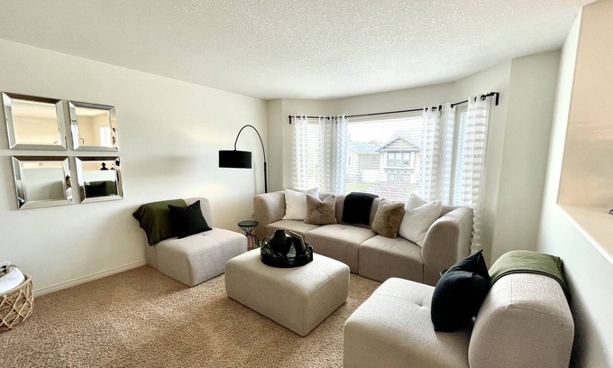 Lethbridge House | One Two Five