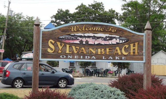 Sylvan Beach Apartment | Oneida Lake Escape