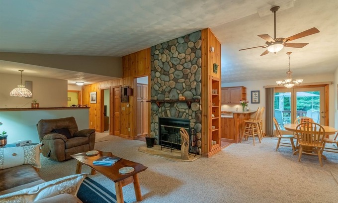 Jay House | Oneida Pines Mountain Retreat | 3 Bed, 3 Bath