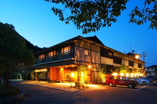 Kinosaki Onsen Hotel | Onishiya Suishoen