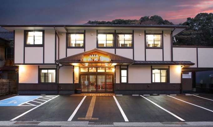 Yunomine Onsen Hotel | Onsenminshuku Kosakaya