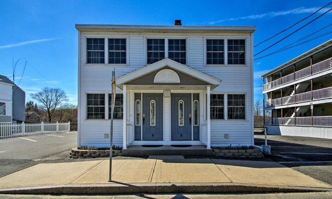 Old Orchard Beach Apartment | OOB Apt - 1 Block to Bay, Half-Mile to Pier!