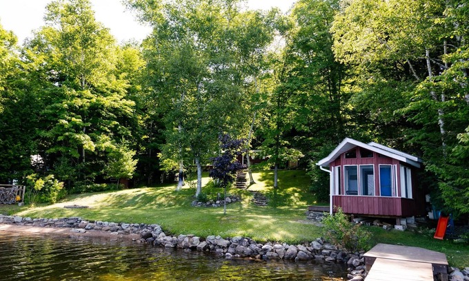 Minden Cottage | Oozing with charm!