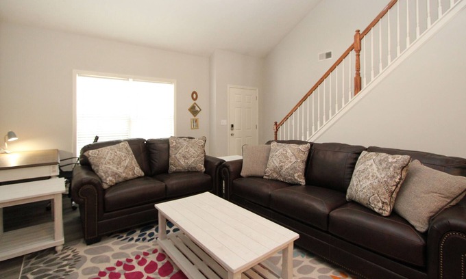 Lexington House | Open Air - 3 Bedroom 2 bath House
