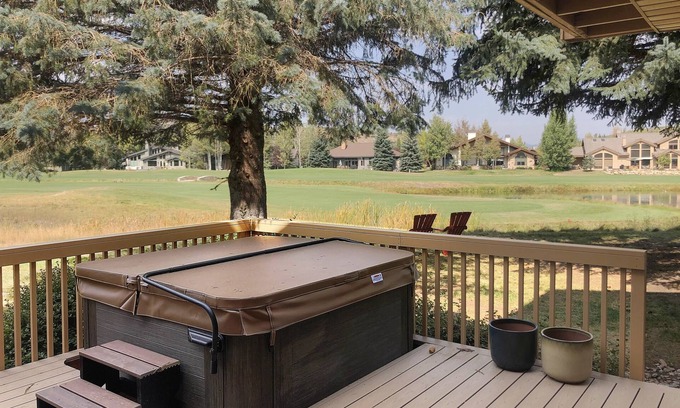Park Meadows Condo | Open Floor 71 Vantage Family Condo by RedAwning