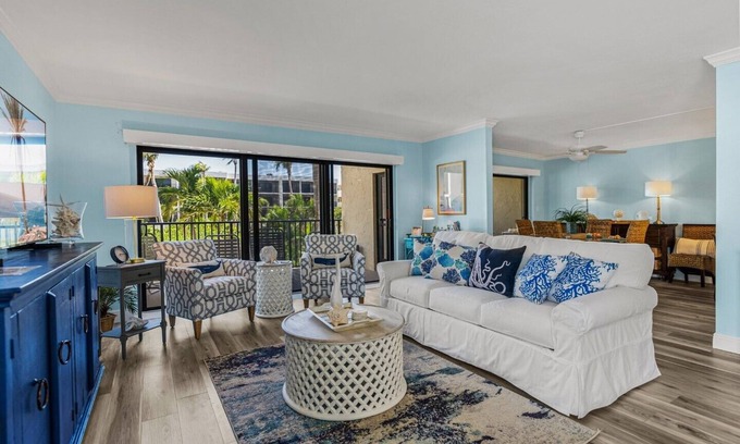 Boca Grande Condo | Openings in May and June… Discounted rates. Come to Boca’s turquoise water!