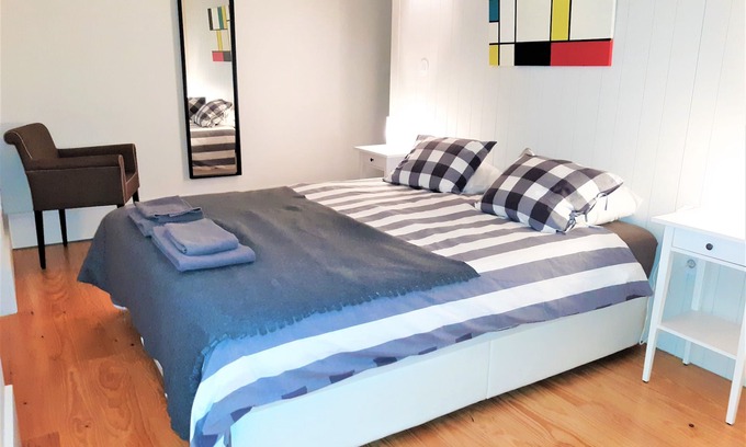 Centro / Baixa Apartment | Oporto Delight 2.1-Luxury Apartment in Historic Center with Balcony 1br, max 4p