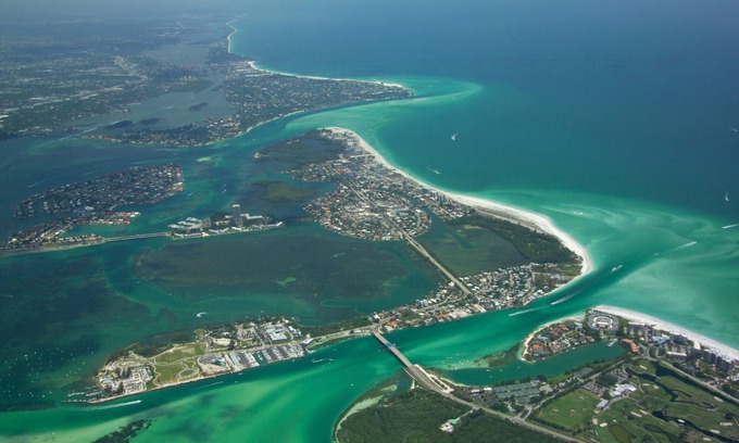Sarasota Condo | Opulent Beaches and Spectacular Sunsets Condo on Lido Beach