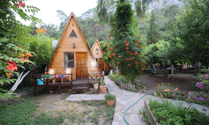 Cirali Cabin | Oran Pansiyon Agac Evler