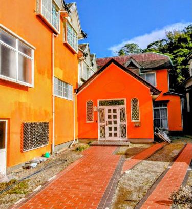 Suzaki House | Orange house Izu Simoda