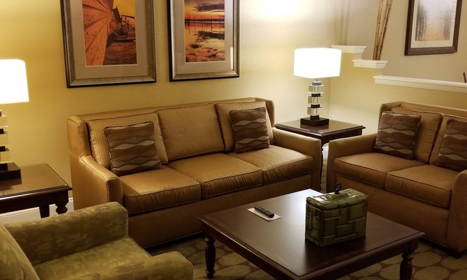 Orange Lake Villa | Orange Lake Country Club 2BR @ Premier Resort with Golf and Lake Close to Disney