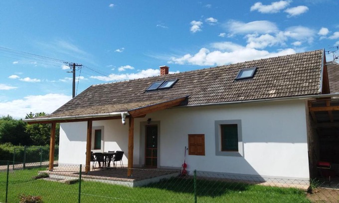 Kovagoors House | Orbán vendégház