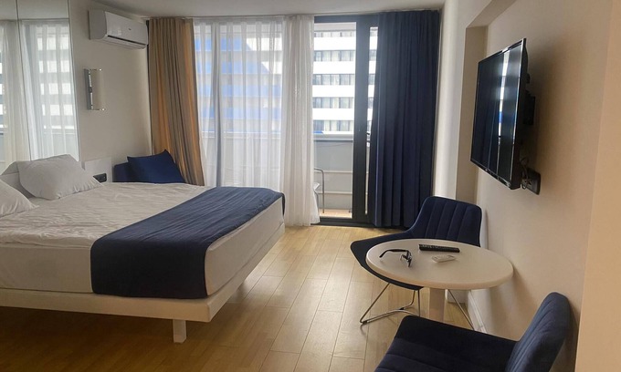 New Boulevard House | Orbi city apartament