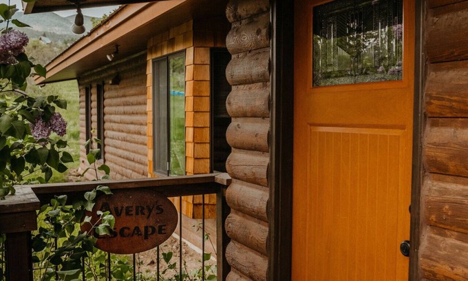 Paonia Apartment | Orchard Access, Mountain Views, Close to Wineries