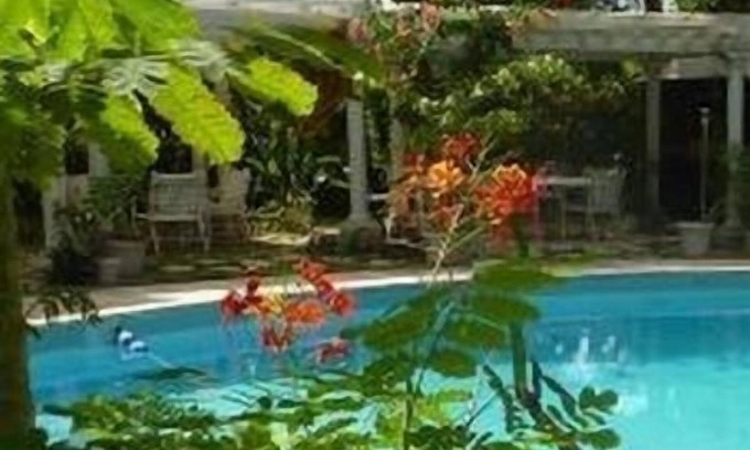 Nassau Hotel | Orchard Garden Hotel & Suites