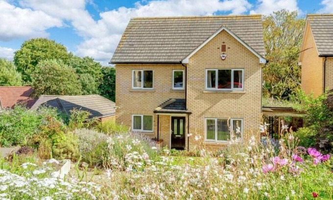 Scarborough House | Orchard House Westwood - 4 Bed Detached House