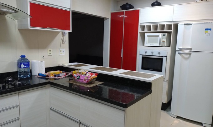 Marape Apartment | Orchid farm and beach