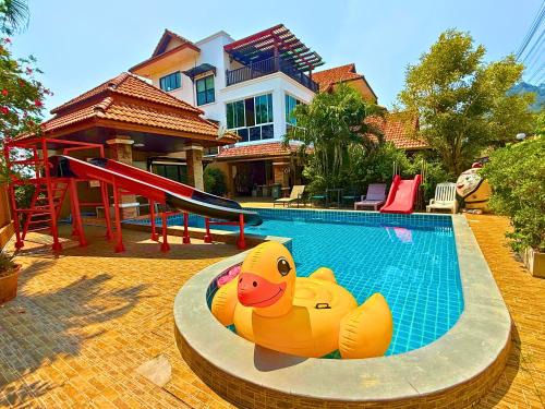 Ratsada Villa | Orchid Pool Villa Phuket - SHA Extra Plus