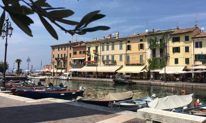 Lazise Old Town House | Oreste Suite