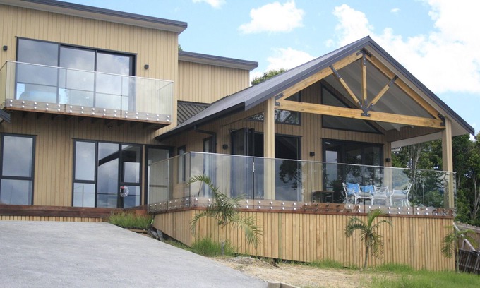Stanmore Bay House | Orewa area 5 mins to Beach