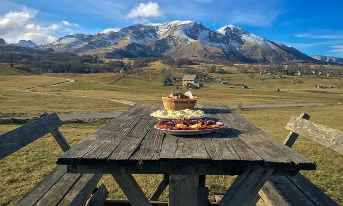 Zabljak House | Organic Family Farm