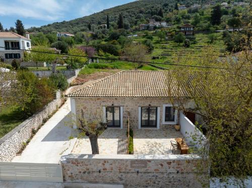 Marantochori House | Orianthia Stone Houses