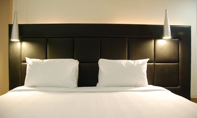 Khar Hotel | Oriental Residency Hotel