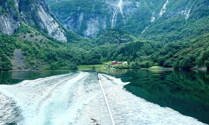 Vik House | Original fjord house in its own beautiful fjord arm of the Sognefjord