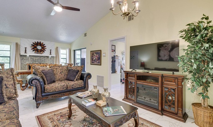 Orlovista House | Orlando Home: 6 Mi to Universal!