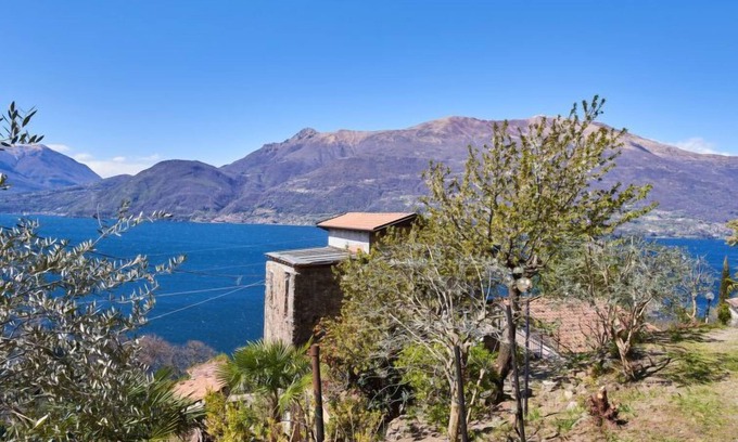 Bellano House | Oro del Lario by Interhome