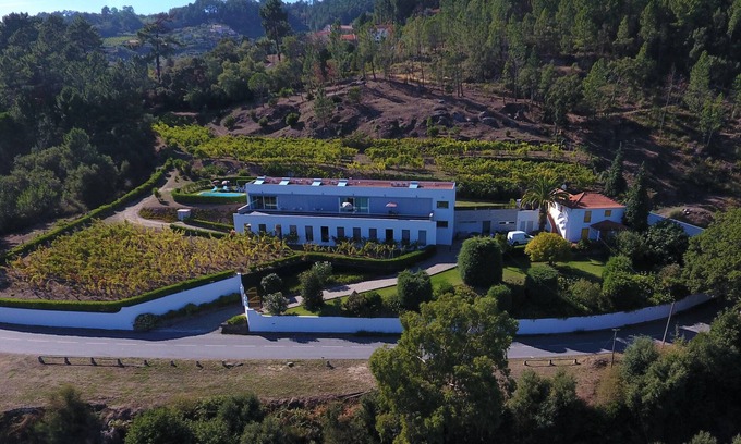 Santa Cruz do Douro Apartment | Os Maias - Modern Apartment T0