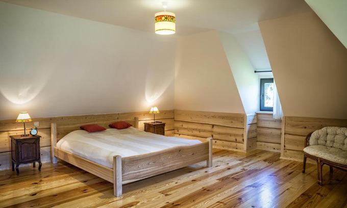 Baligrod Cabin | Osada Chytrusówka