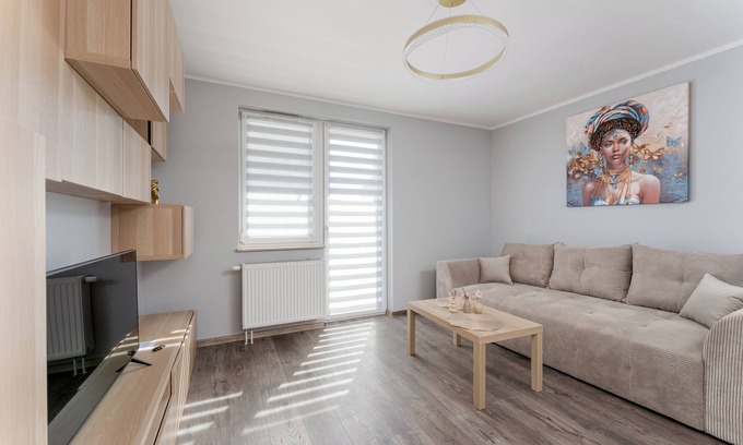 Krakow Apartment | Osiedle Piastów Charming Apartment