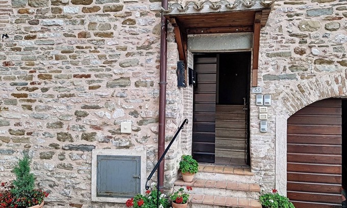 Valtopina Apartment | Ospitaci Appartamenti Giove - Trilocale