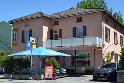 Cadenazzo Hotel | Osteria Centrale