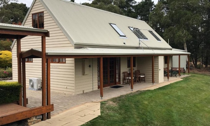 Otago Bed & Breakfast | Otago Cottage