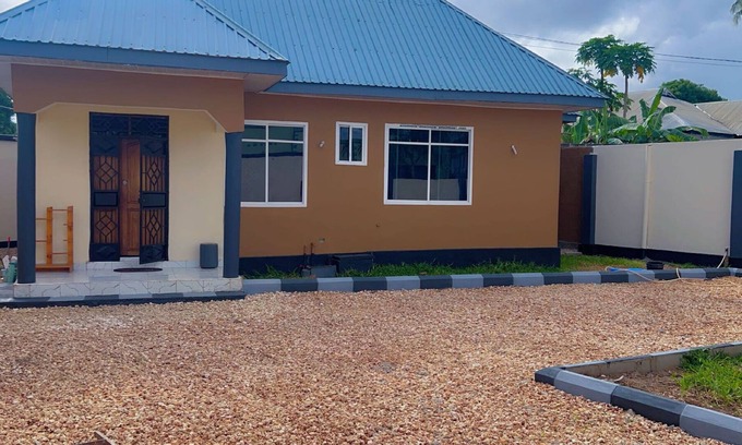 Kivukoni House | Otoria Apartment, A home away from home!