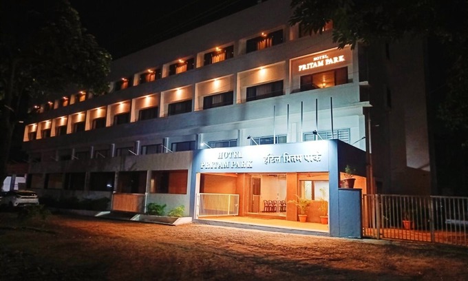 Jalgaon Hotel | Our accommodations at HOTEL PRITAM PARK are the ideal home away from home. nn
