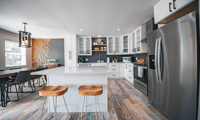 Melbourne House | Our Captivating 'Winter Park' Themed Unit