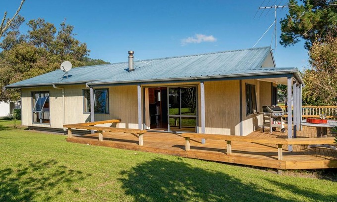 Matarangi House | Our Escape - Matarangi Holiday Home