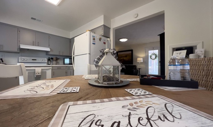 Lakeland House | “Our Nest” located in the historic Cumberland Biltmore district.