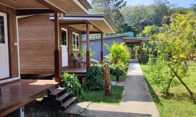 Ko Mook Hotel | Our Village Farmstay Kohmook