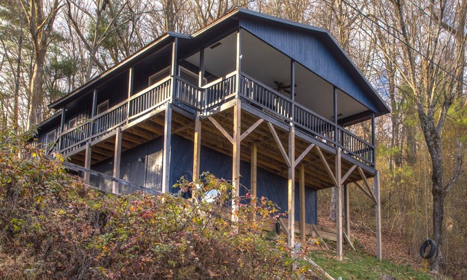 West Jefferson Cabin | Out of the Blue Cabin, A Mountain Escape
