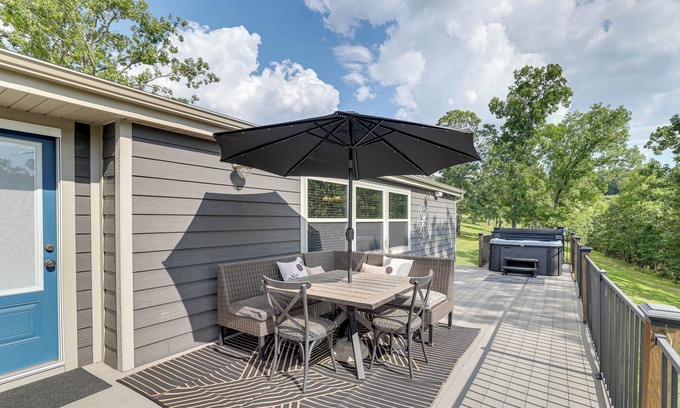 Golden House | Outdoor Kitchen + Hot Tub: Table Rock Lake House
