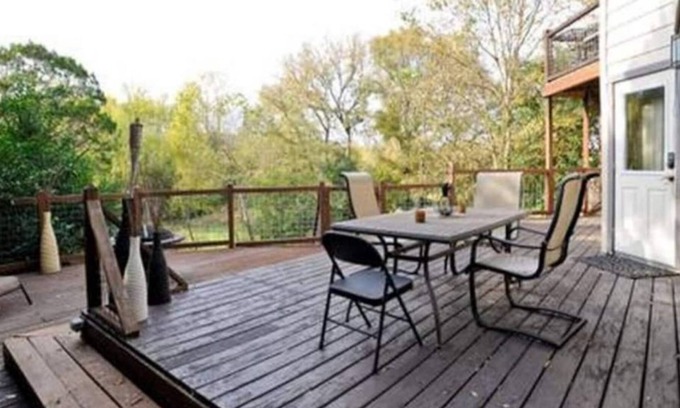 Parker Lane House | Outdoor Retreat-Huge Deck+Yard. Near SOCO, DT, AUS